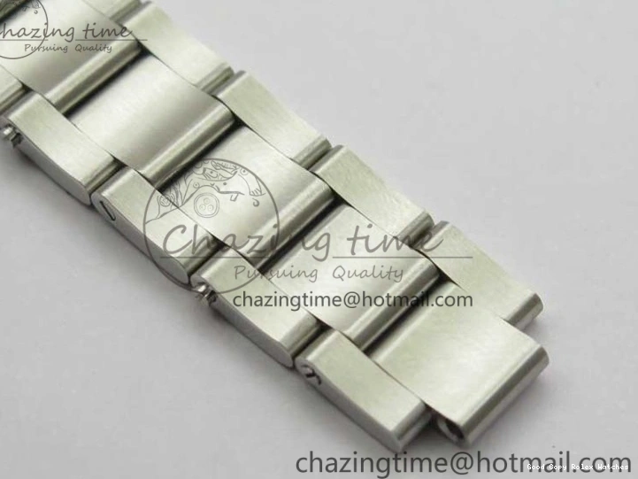 AAA Replica Watches WWF Edition Bezel Skeleton Best Durable Submariner SS 2925 116660 Andrea Carbon on SA Pirlo 0103